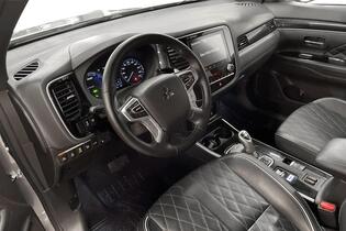 Mitsubishi Outlander PHEV vaihtoauto