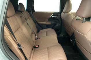 Mitsubishi Outlander vaihtoauto