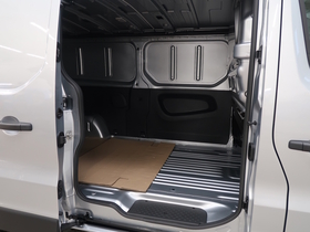 Nissan Primastar vaihtoauto