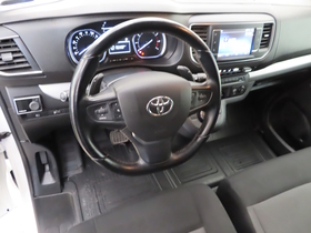 Toyota Proace Verso vaihtoauto