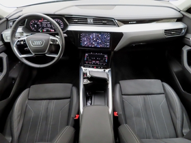 Audi Q8 e-tron vaihtoauto