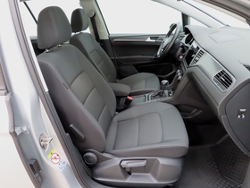 Volkswagen Golf Sportsvan vaihtoauto