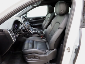 Porsche Cayenne vaihtoauto