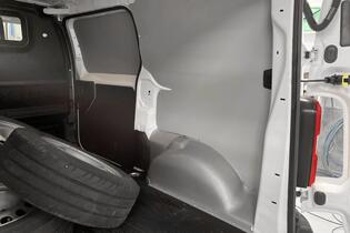 Opel Vivaro vaihtoauto