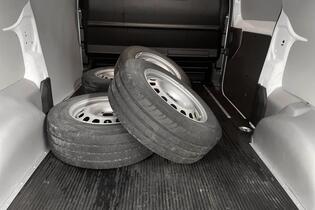 Opel Vivaro vaihtoauto