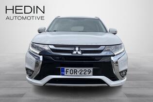 Mitsubishi Outlander PHEV vaihtoauto