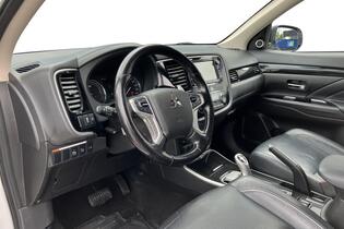 Mitsubishi Outlander PHEV vaihtoauto