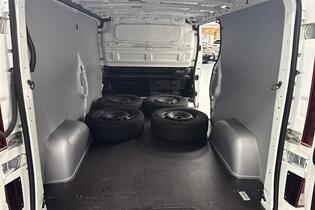 Nissan NV300 vaihtoauto