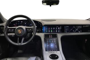 Porsche Taycan vaihtoauto