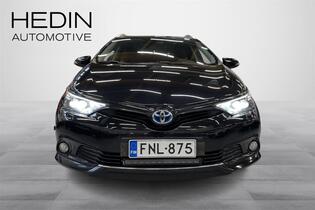 Toyota Auris vaihtoauto