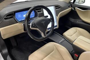 Tesla Model S vaihtoauto