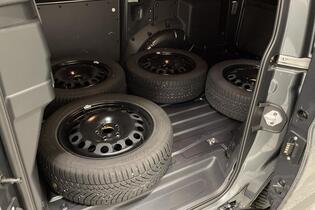 Ford Transit Connect vaihtoauto