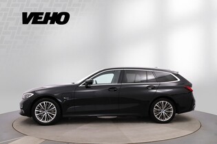 BMW 330 vaihtoauto
