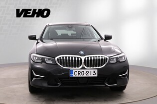 BMW 330 vaihtoauto