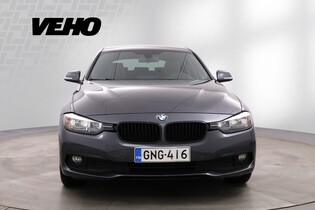 BMW 320 vaihtoauto