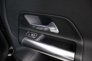 Mercedes-Benz GLA vaihtoauto