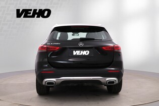 Mercedes-Benz GLA vaihtoauto