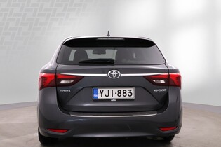 Toyota Avensis vaihtoauto