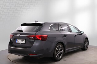 Toyota Avensis vaihtoauto