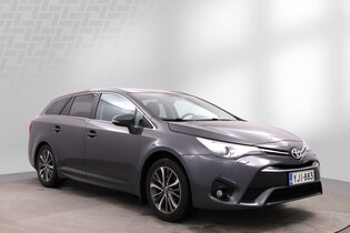 Toyota Avensis vaihtoauto