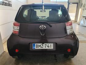 Toyota iQ vaihtoauto
