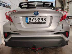 Toyota C-HR vaihtoauto