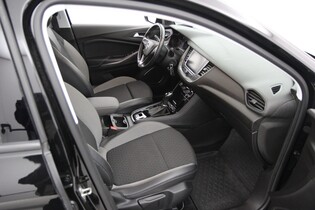 Opel Grandland X vaihtoauto