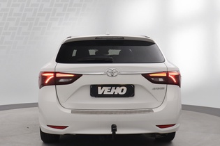 Toyota Avensis vaihtoauto