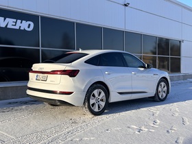 Audi e-tron vaihtoauto