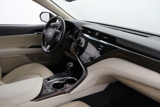 Toyota Camry vaihtoauto