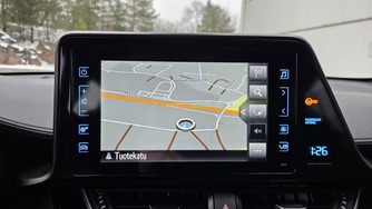 Toyota C-HR vaihtoauto