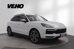 Porsche Cayenne vaihtoauto