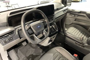 Ford Tourneo Custom vaihtoauto