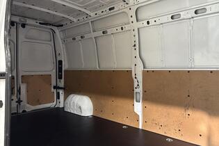 Nissan Interstar vaihtoauto