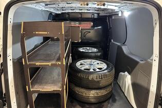 Ford Transit Connect vaihtoauto