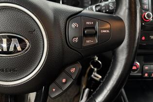 Kia Carens vaihtoauto