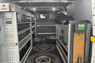 Ford Transit Custom vaihtoauto