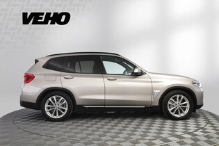 BMW iX3 vaihtoauto