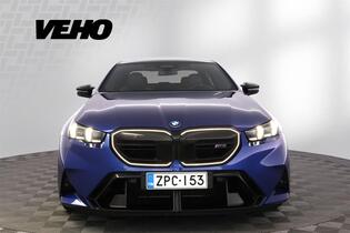BMW M5 vaihtoauto