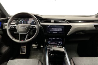 Audi Q8 e-tron vaihtoauto