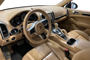 Porsche Cayenne vaihtoauto