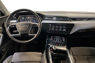 Audi e-tron vaihtoauto