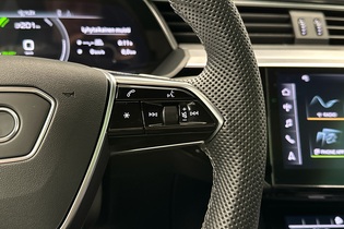 Audi Q8 e-tron vaihtoauto