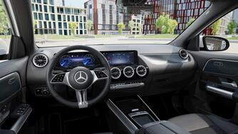 Mercedes-Benz EQA vaihtoauto