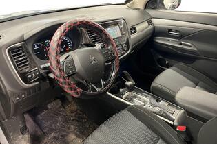 Mitsubishi Outlander vaihtoauto