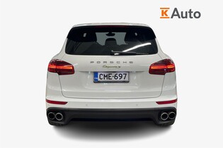 Porsche Cayenne vaihtoauto