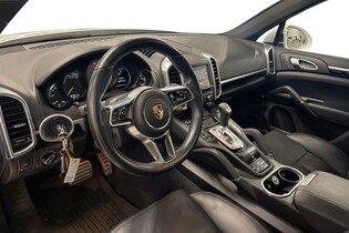 Porsche Cayenne vaihtoauto