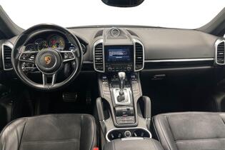 Porsche Cayenne vaihtoauto