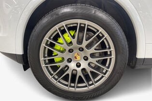 Porsche Cayenne vaihtoauto