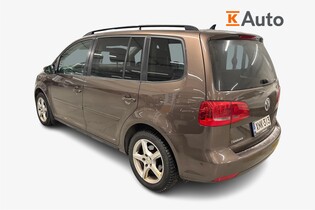 Volkswagen Touran vaihtoauto